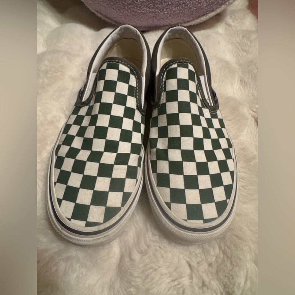 Vans - Picture 4 of 5